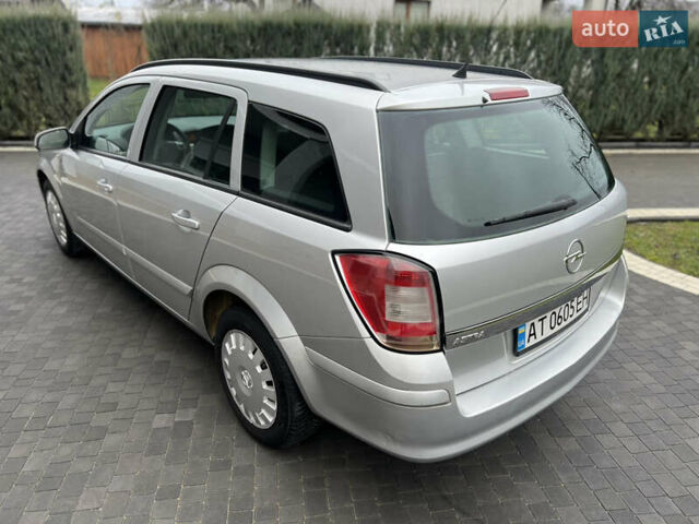 Серый Опель Астра, объемом двигателя 1.36 л и пробегом 270 тыс. км за 3900 $, фото 18 на Automoto.ua