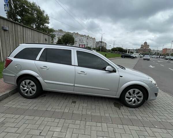 Сірий Опель Астра, об'ємом двигуна 1.9 л та пробігом 298 тис. км за 4100 $, фото 6 на Automoto.ua