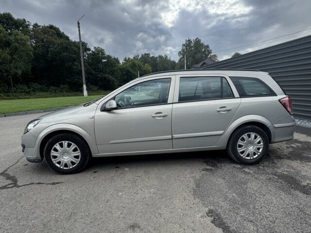 Серый Опель Астра, объемом двигателя 1.6 л и пробегом 205 тыс. км за 3999 $, фото 1 на Automoto.ua