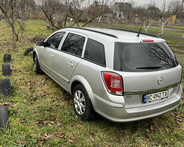 Сірий Опель Астра, об'ємом двигуна 1.69 л та пробігом 300 тис. км за 5000 $, фото 6 на Automoto.ua
