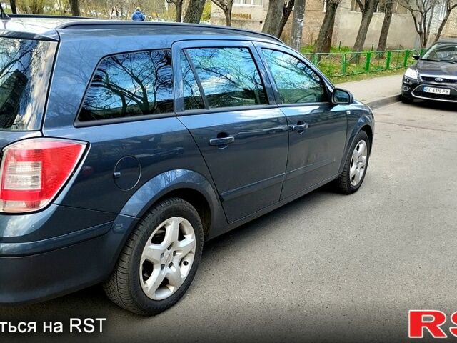 Серый Опель Астра, объемом двигателя 1.6 л и пробегом 326 тыс. км за 3700 $, фото 9 на Automoto.ua