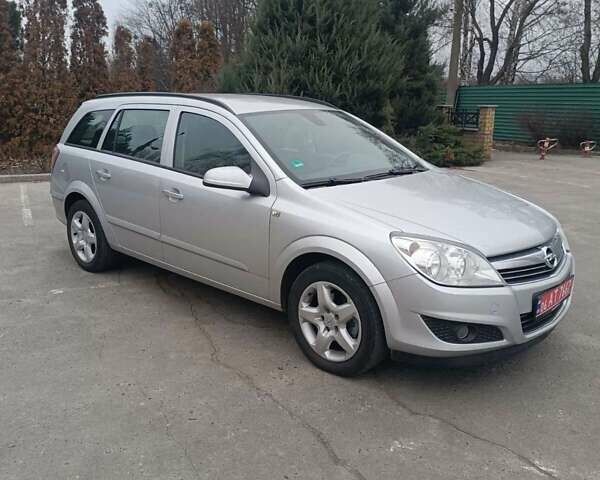 Сірий Опель Астра, об'ємом двигуна 1.6 л та пробігом 226 тис. км за 5400 $, фото 1 на Automoto.ua