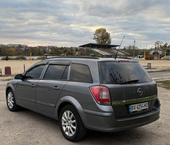 Опель Астра 2007 у Белой Церкве на Automoto.ua Сірий Опель Астра, об'ємом двигуна 1.6 л та пробігом 237 тис. км за 4299 $, фото 7 на Automoto.ua