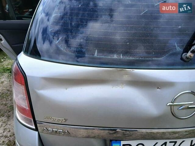 Серый Опель Астра, объемом двигателя 1.7 л и пробегом 320 тыс. км за 3700 $, фото 2 на Automoto.ua