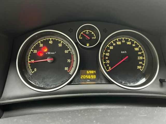 Сірий Опель Астра, об'ємом двигуна 1.6 л та пробігом 206 тис. км за 4300 $, фото 6 на Automoto.ua