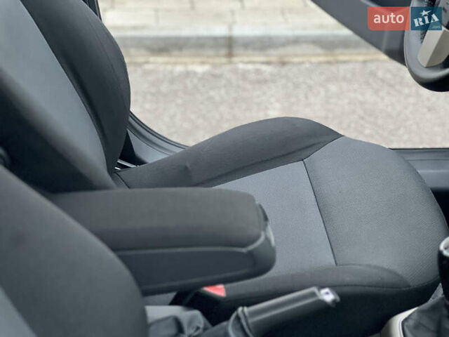 Сірий Опель Астра, об'ємом двигуна 1.7 л та пробігом 240 тис. км за 5199 $, фото 38 на Automoto.ua