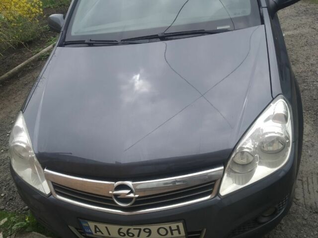 Сірий Опель Астра, об'ємом двигуна 1.6 л та пробігом 300 тис. км за 4700 $, фото 2 на Automoto.ua