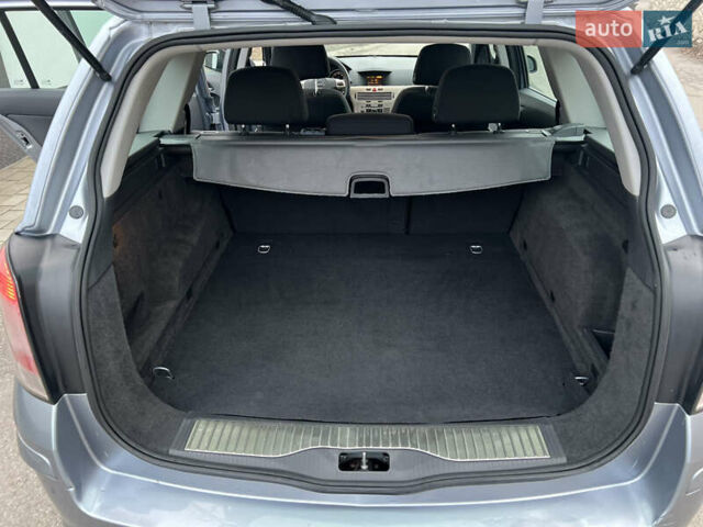 Сірий Опель Астра, об'ємом двигуна 1.7 л та пробігом 240 тис. км за 5199 $, фото 52 на Automoto.ua