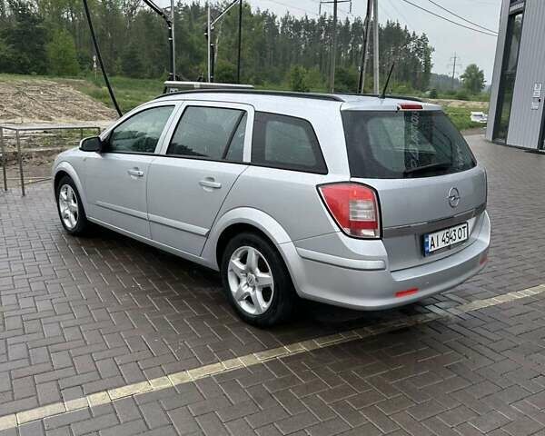 Сірий Опель Астра, об'ємом двигуна 1.7 л та пробігом 267 тис. км за 5200 $, фото 1 на Automoto.ua