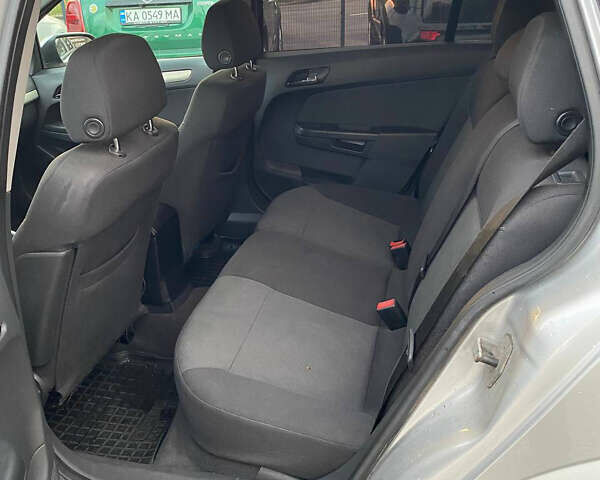 Опель Астра 2007 в Белой Церкве на Automoto.ua Серый Опель Астра, объемом двигателя 1.6 л и пробегом 204 тыс. км за 5200 $, фото 11 на Automoto.ua