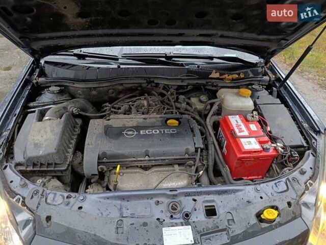 Серый Опель Астра, объемом двигателя 1.6 л и пробегом 200 тыс. км за 4700 $, фото 11 на Automoto.ua