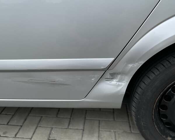 Сірий Опель Астра, об'ємом двигуна 1.9 л та пробігом 298 тис. км за 4100 $, фото 18 на Automoto.ua