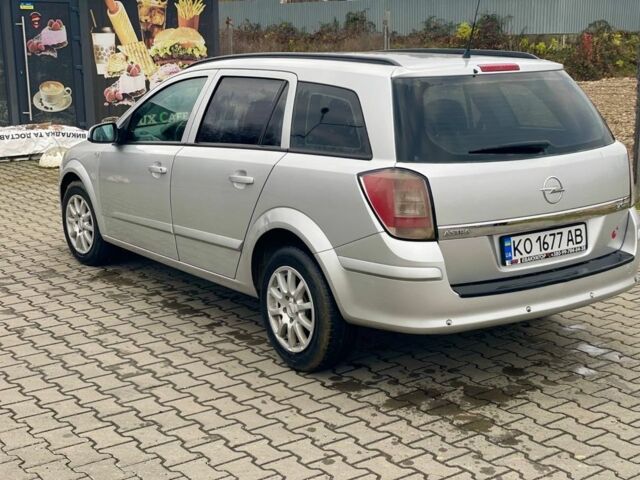Сірий Опель Астра, об'ємом двигуна 1.7 л та пробігом 240 тис. км за 4300 $, фото 2 на Automoto.ua