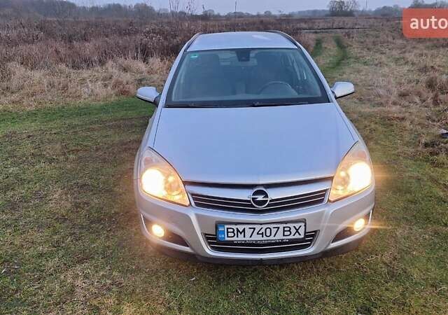 Серый Опель Астра, объемом двигателя 1.6 л и пробегом 239 тыс. км за 5200 $, фото 1 на Automoto.ua