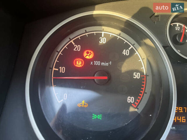 Серый Опель Астра, объемом двигателя 1.3 л и пробегом 432 тыс. км за 4000 $, фото 11 на Automoto.ua