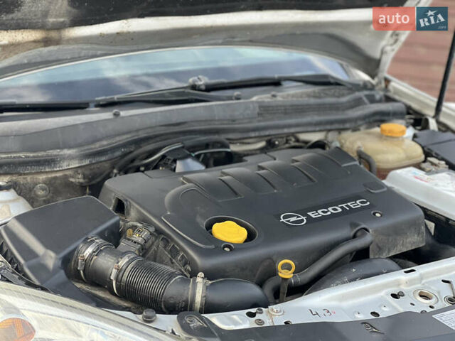 Серый Опель Астра, объемом двигателя 1.9 л и пробегом 263 тыс. км за 4250 $, фото 29 на Automoto.ua