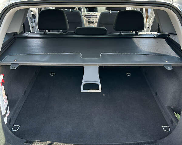 Серый Опель Астра, объемом двигателя 1.6 л и пробегом 194 тыс. км за 5500 $, фото 12 на Automoto.ua