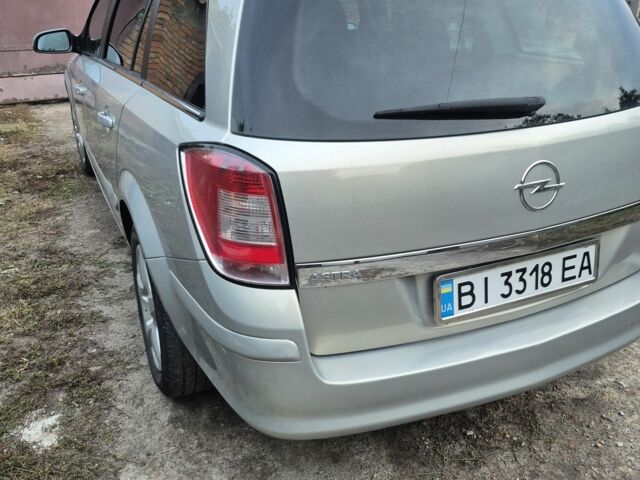 Серый Опель Астра, объемом двигателя 1.6 л и пробегом 280 тыс. км за 5350 $, фото 3 на Automoto.ua