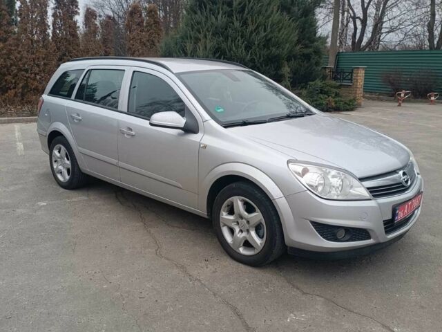 Серый Опель Астра, объемом двигателя 1.6 л и пробегом 226 тыс. км за 5400 $, фото 6 на Automoto.ua