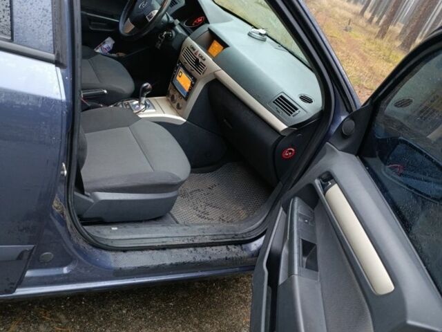 Сірий Опель Астра, об'ємом двигуна 1.6 л та пробігом 200 тис. км за 4700 $, фото 13 на Automoto.ua