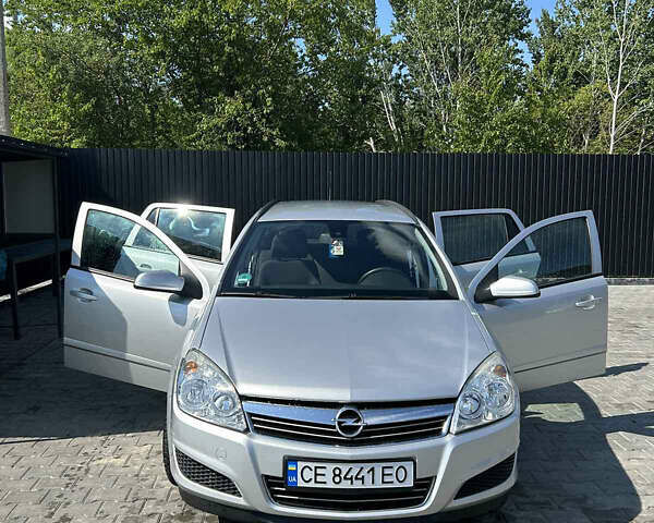 Серый Опель Астра, объемом двигателя 1.6 л и пробегом 194 тыс. км за 5500 $, фото 1 на Automoto.ua