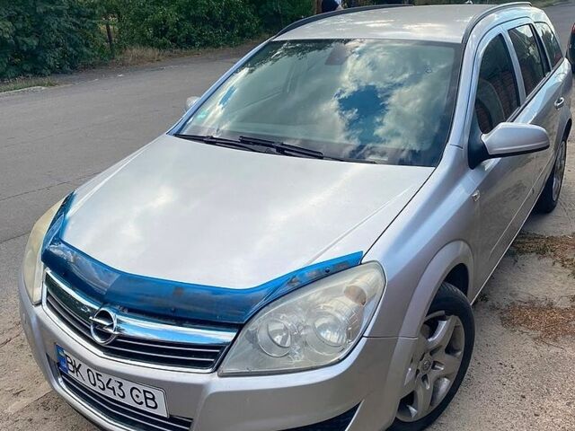 Сірий Опель Астра, об'ємом двигуна 1.3 л та пробігом 310 тис. км за 3700 $, фото 8 на Automoto.ua