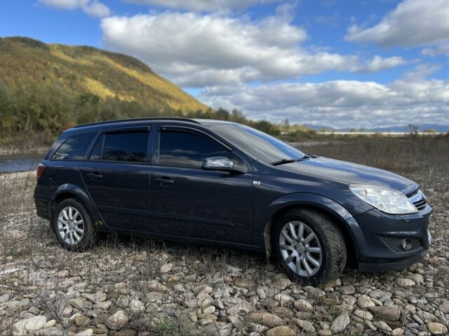 Сірий Опель Астра, об'ємом двигуна 1.9 л та пробігом 241 тис. км за 6000 $, фото 1 на Automoto.ua