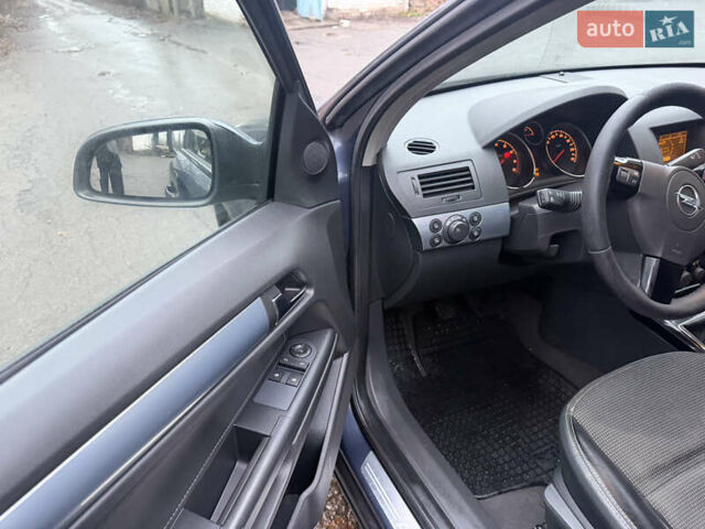 Сірий Опель Астра, об'ємом двигуна 1.6 л та пробігом 250 тис. км за 5300 $, фото 29 на Automoto.ua