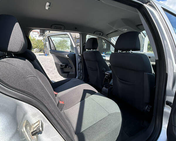 Серый Опель Астра, объемом двигателя 1.6 л и пробегом 194 тыс. км за 5500 $, фото 13 на Automoto.ua