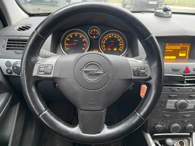 Серый Опель Астра, объемом двигателя 1.6 л и пробегом 299 тыс. км за 4790 $, фото 14 на Automoto.ua