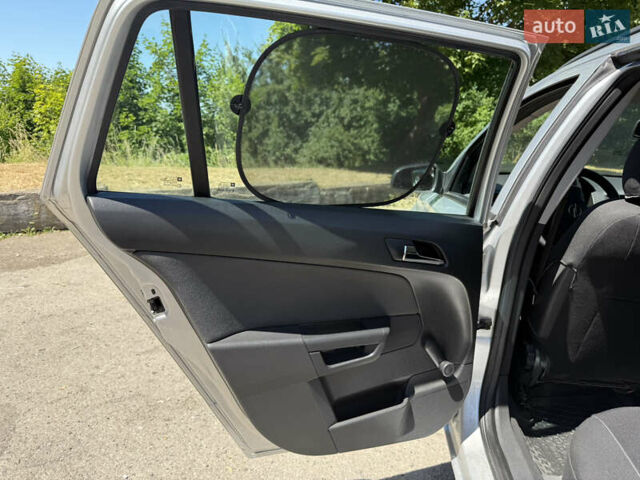 Сірий Опель Астра, об'ємом двигуна 1.6 л та пробігом 227 тис. км за 4650 $, фото 44 на Automoto.ua