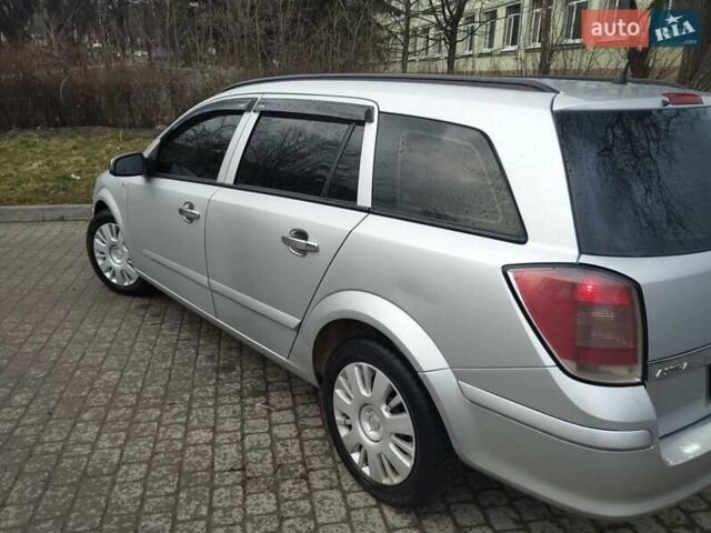 Серый Опель Астра, объемом двигателя 1.7 л и пробегом 250 тыс. км за 5300 $, фото 2 на Automoto.ua