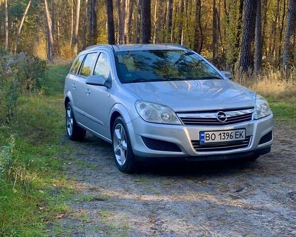 Опель Астра 2007 в Кременце на Automoto.ua Серый Опель Астра, объемом двигателя 1.69 л и пробегом 349 тыс. км за 5450 $, фото 13 на Automoto.ua
