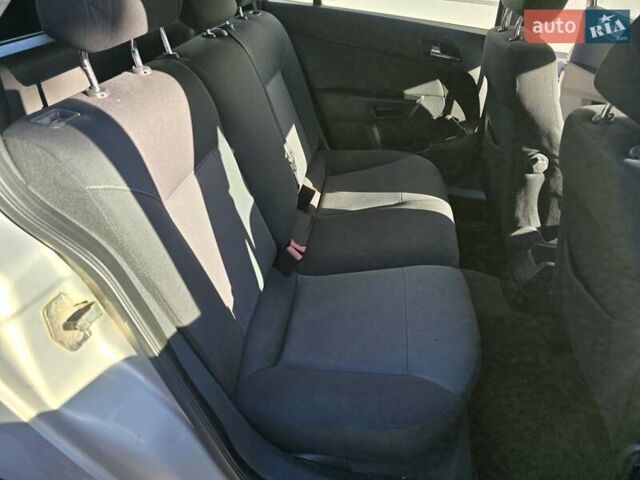 Серый Опель Астра, объемом двигателя 1.3 л и пробегом 238 тыс. км за 4800 $, фото 26 на Automoto.ua