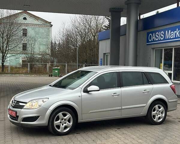 Серый Опель Астра, объемом двигателя 1.6 л и пробегом 160 тыс. км за 5400 $, фото 8 на Automoto.ua