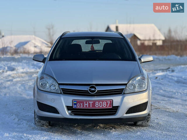 Сірий Опель Астра, об'ємом двигуна 1.6 л та пробігом 215 тис. км за 4950 $, фото 2 на Automoto.ua