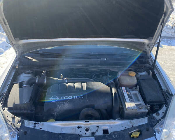 Сірий Опель Астра, об'ємом двигуна 1.25 л та пробігом 240 тис. км за 4500 $, фото 22 на Automoto.ua