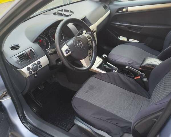 Сірий Опель Астра, об'ємом двигуна 1.6 л та пробігом 310 тис. км за 4000 $, фото 7 на Automoto.ua