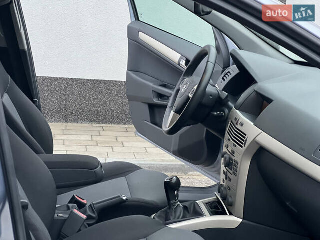 Сірий Опель Астра, об'ємом двигуна 1.7 л та пробігом 240 тис. км за 5199 $, фото 42 на Automoto.ua