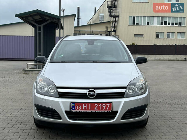 Сірий Опель Астра, об'ємом двигуна 1.4 л та пробігом 182 тис. км за 4400 $, фото 3 на Automoto.ua