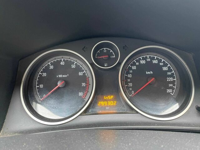 Серый Опель Астра, объемом двигателя 1.6 л и пробегом 299 тыс. км за 4790 $, фото 18 на Automoto.ua