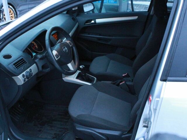 Сірий Опель Астра, об'ємом двигуна 1.7 л та пробігом 303 тис. км за 5199 $, фото 12 на Automoto.ua
