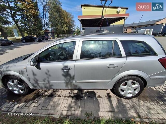 Сірий Опель Астра, об'ємом двигуна 1.91 л та пробігом 241 тис. км за 5300 $, фото 1 на Automoto.ua