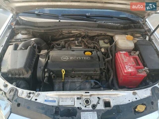 Сірий Опель Астра, об'ємом двигуна 1.6 л та пробігом 300 тис. км за 4500 $, фото 13 на Automoto.ua