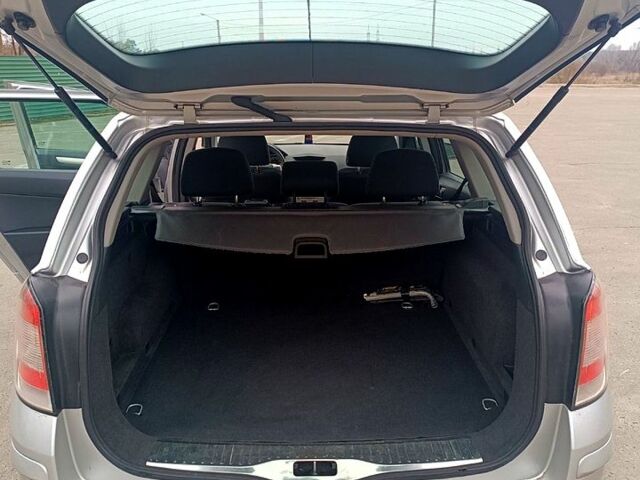 Сірий Опель Астра, об'ємом двигуна 1.6 л та пробігом 226 тис. км за 5400 $, фото 12 на Automoto.ua