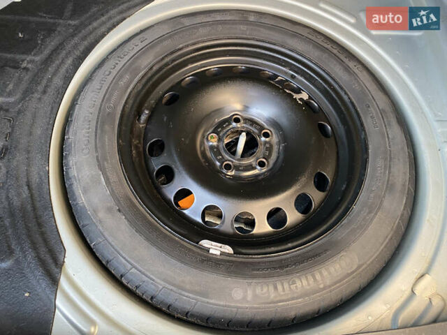 Серый Опель Астра, объемом двигателя 1.6 л и пробегом 210 тыс. км за 4699 $, фото 17 на Automoto.ua