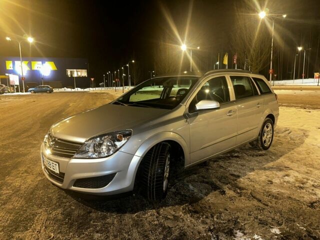 Серый Опель Астра, объемом двигателя 1.9 л и пробегом 289 тыс. км за 5500 $, фото 9 на Automoto.ua