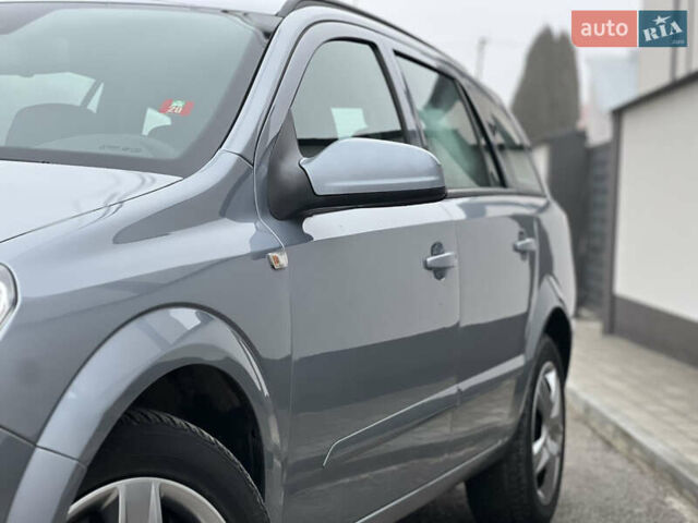 Сірий Опель Астра, об'ємом двигуна 1.7 л та пробігом 240 тис. км за 5199 $, фото 17 на Automoto.ua