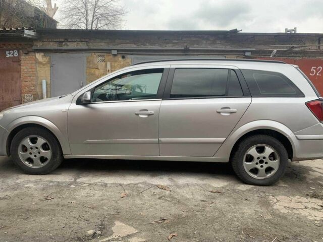 Сірий Опель Астра, об'ємом двигуна 1.7 л та пробігом 315 тис. км за 3750 $, фото 1 на Automoto.ua