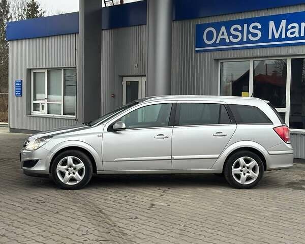 Серый Опель Астра, объемом двигателя 1.6 л и пробегом 160 тыс. км за 5400 $, фото 33 на Automoto.ua